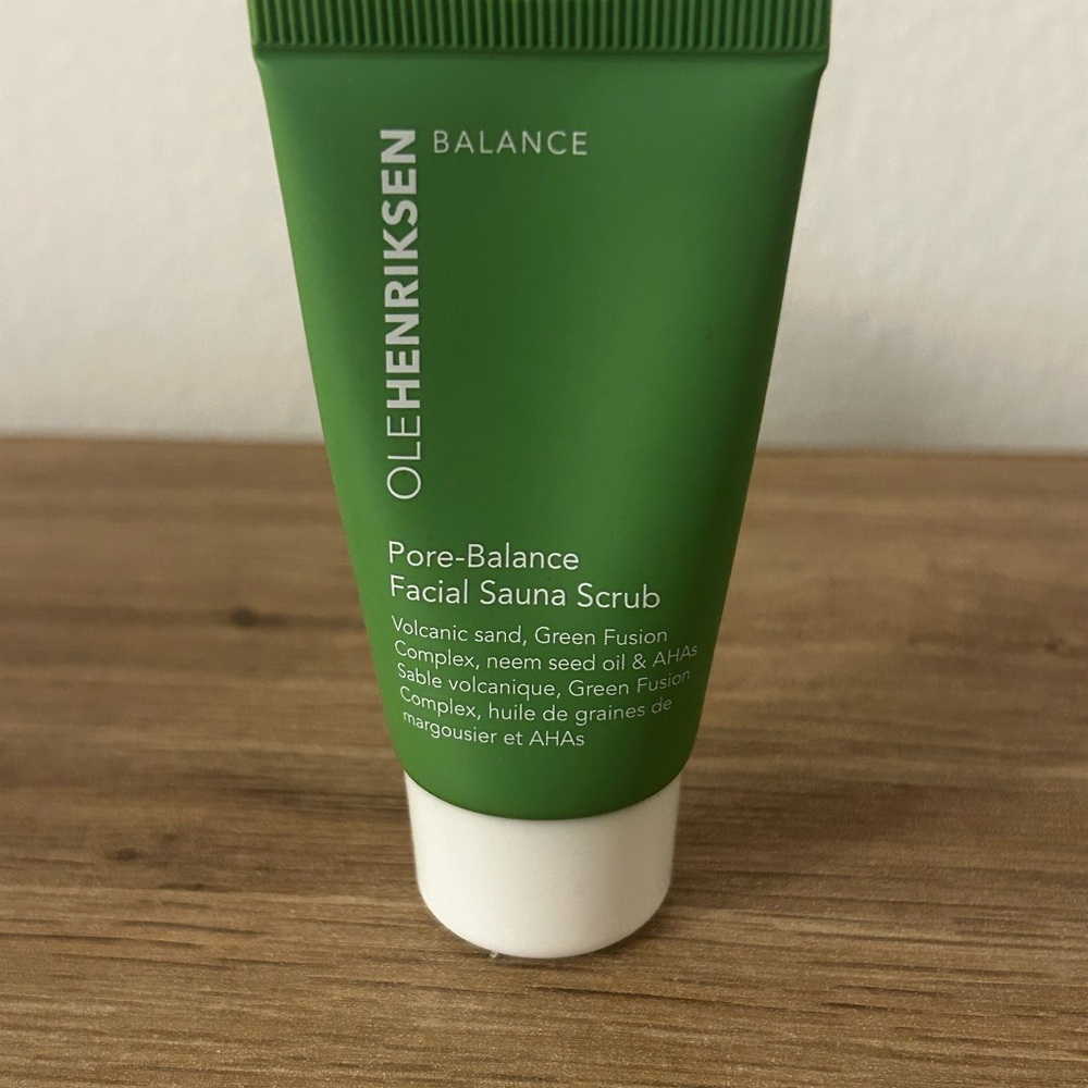 OLE HENRIKSEN Pore-Balance Facial Sauna Scrub – NEW & SEALED